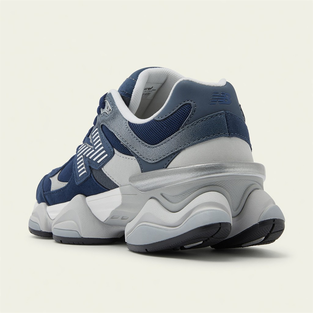 New Balance 9060 — Bleu Marine / Gris / Blanc vue 3
