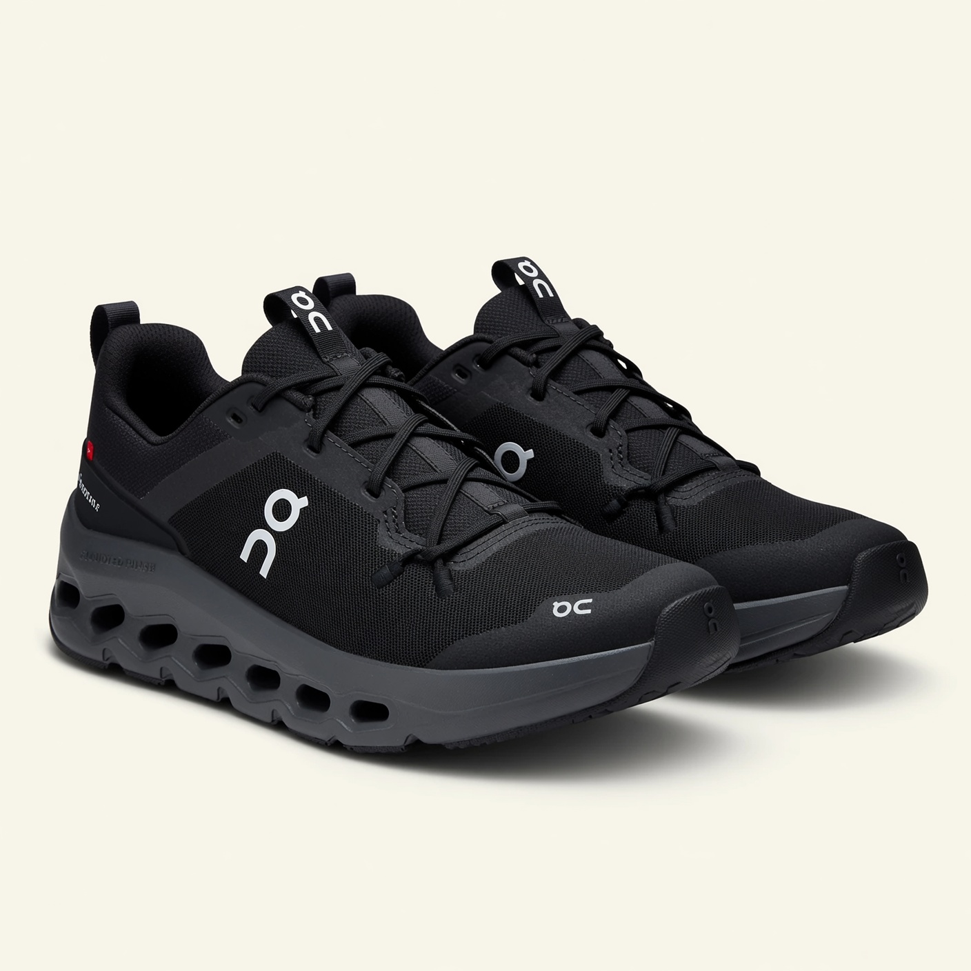 On Cloudsurfer Next — Noir / Gris Anthracite vue 3